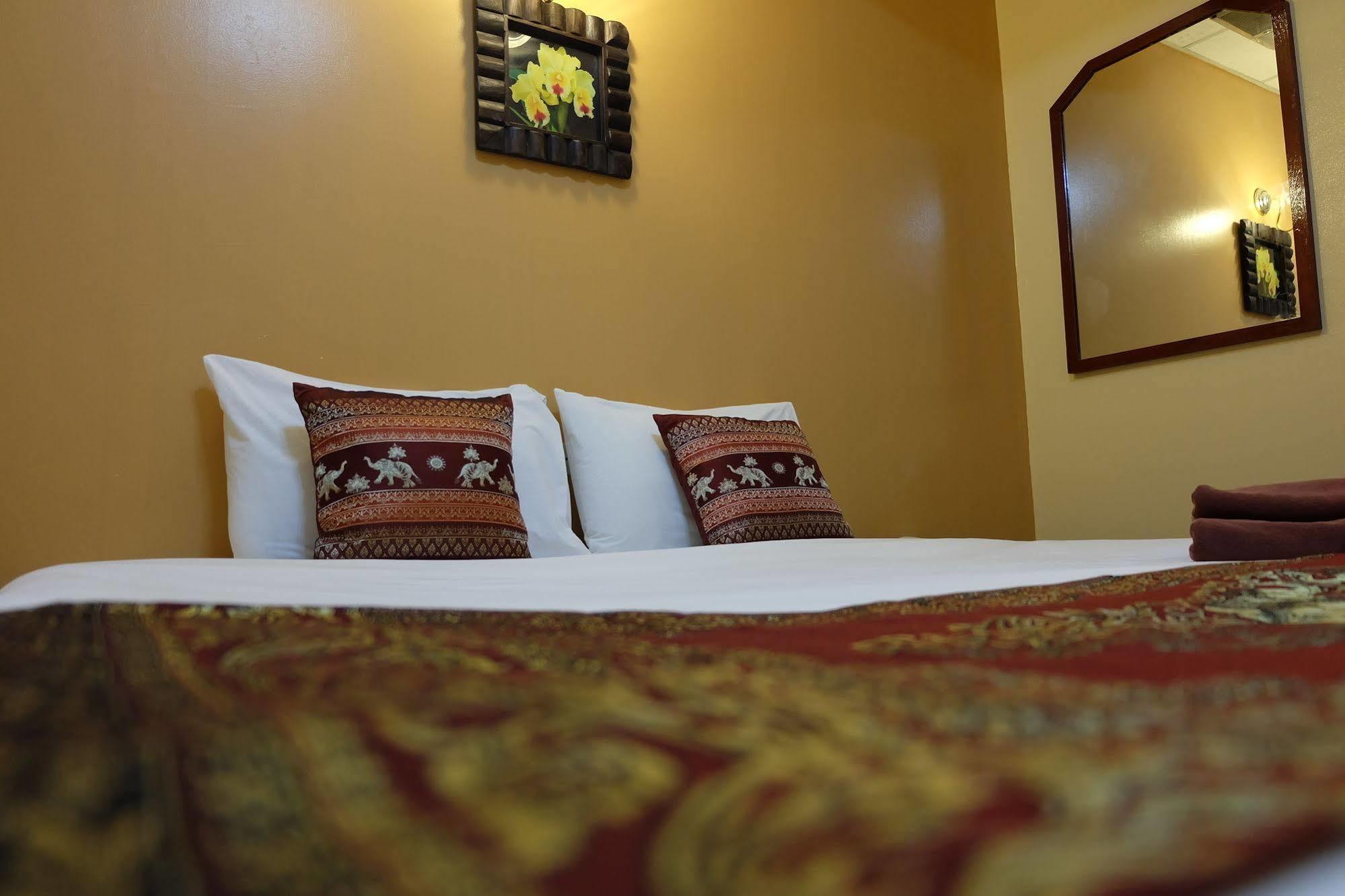 Thai Cozy House - Sha Certified Bangkok Luaran gambar
